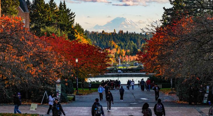 View of Mount Rainier from UW campus - autumn 