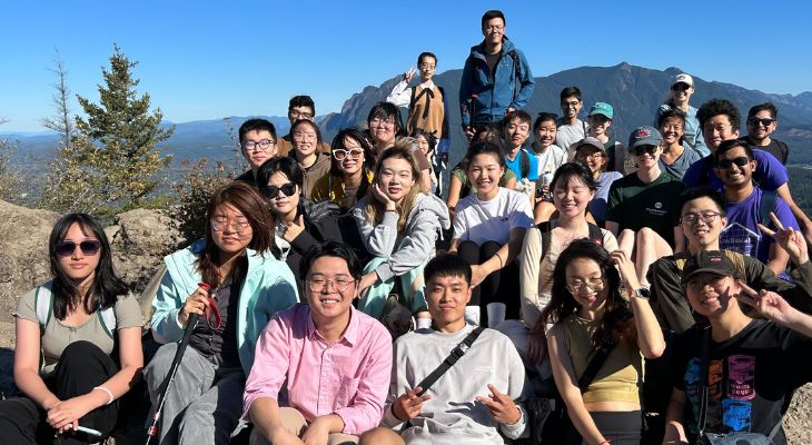 Group photo of UW Biostatistics students on a hiking trip in the Pacific Northwest