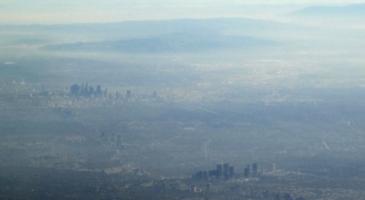 Haze of air pollution over Los Angeles