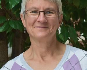 Headshot of Mary Lou Biggs