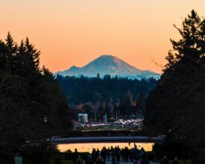 Photo of University of Washington Rainier Vista at sunset